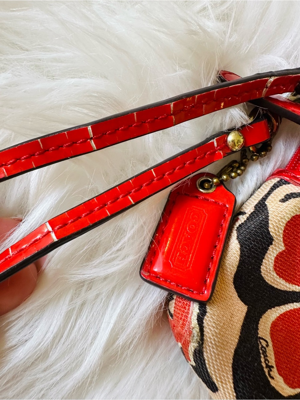 COACH Poppy Double Zip Wristlet - Picture 3 of 13